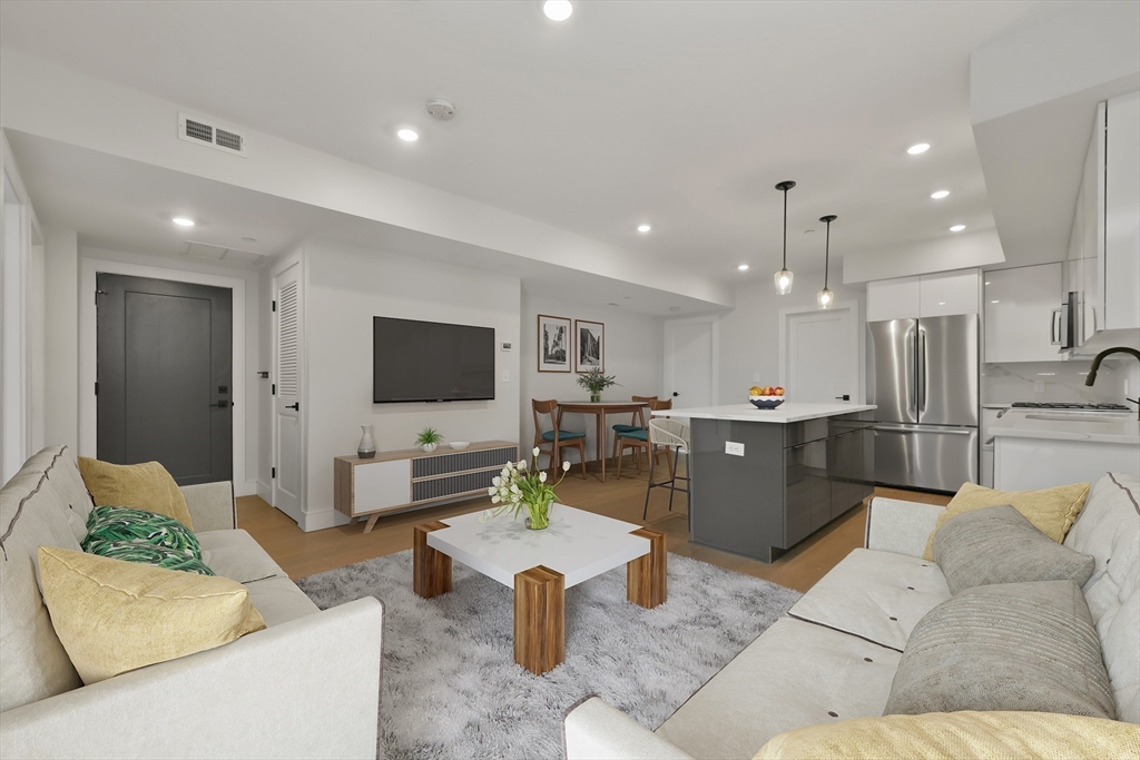 321 W Broadway # 6