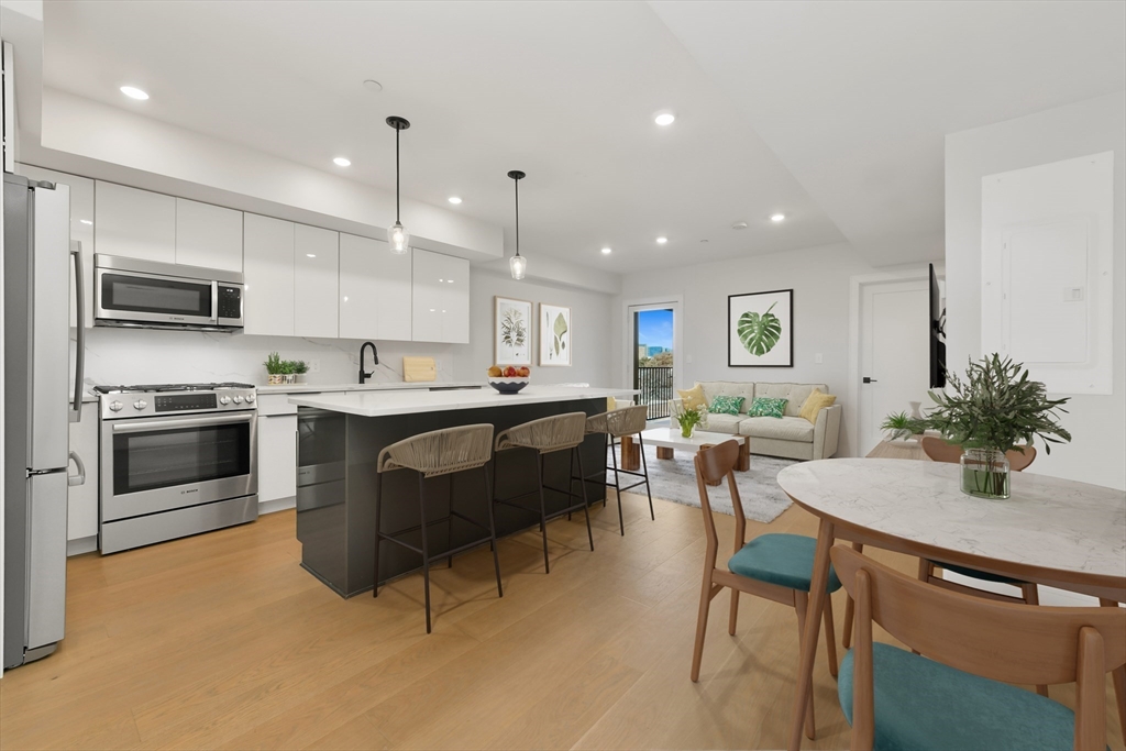 321 W Broadway # 6