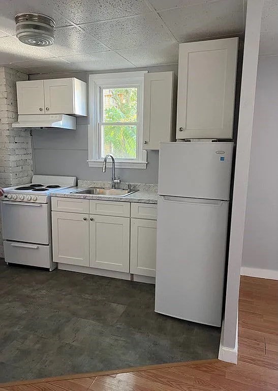 265 Dorchester St # 4