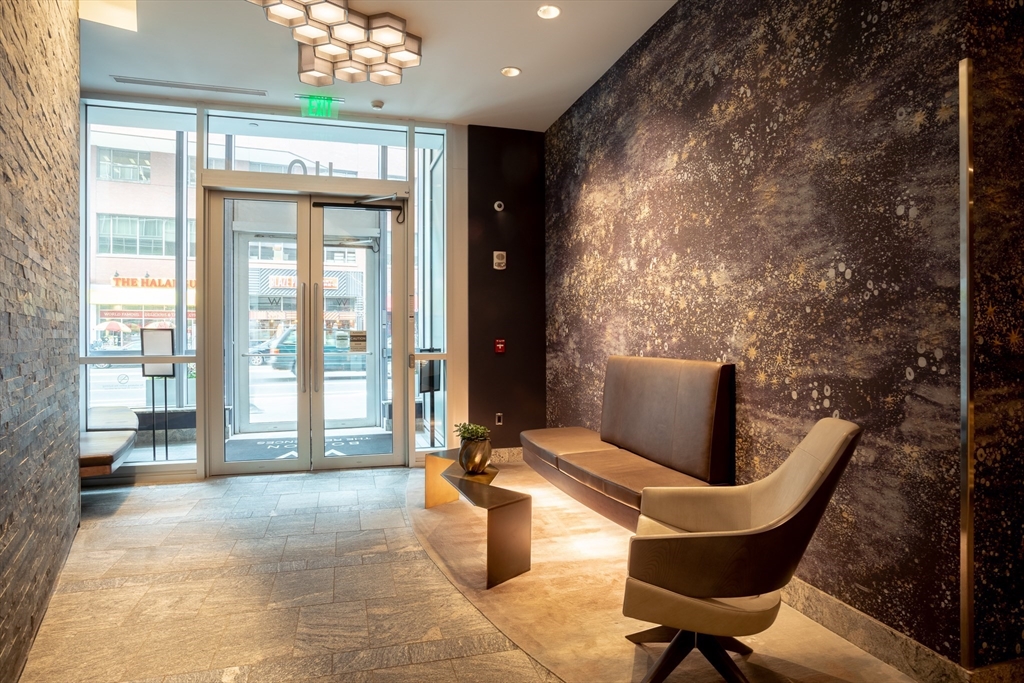 110 Stuart Street # 26F