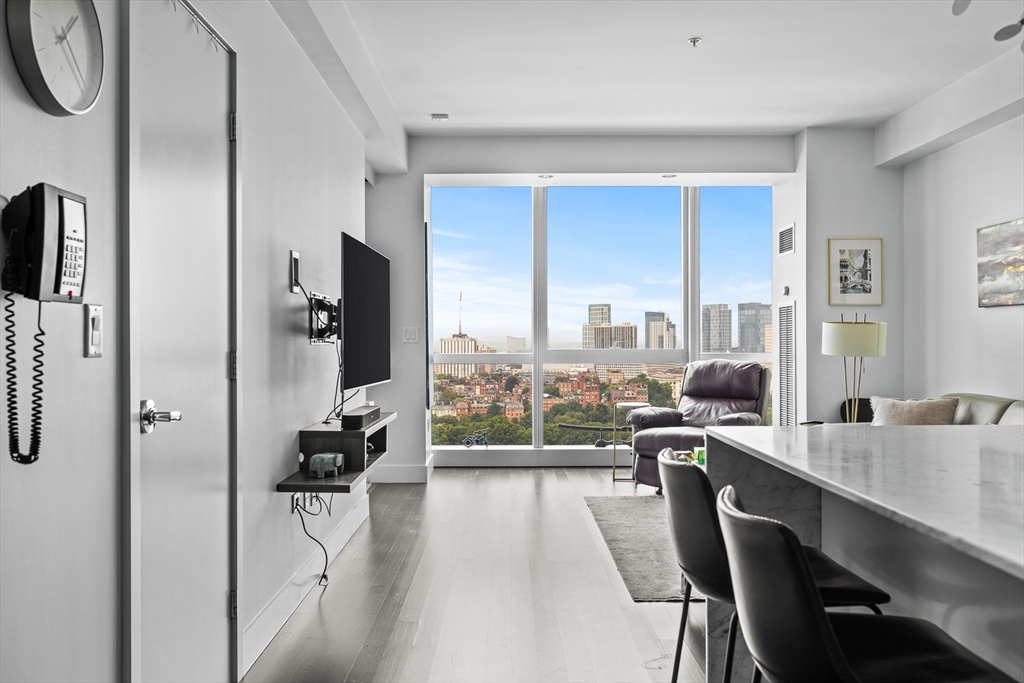 110 Stuart Street # 26F