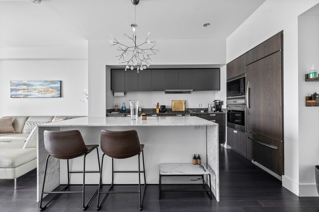 110 Stuart Street # 26F