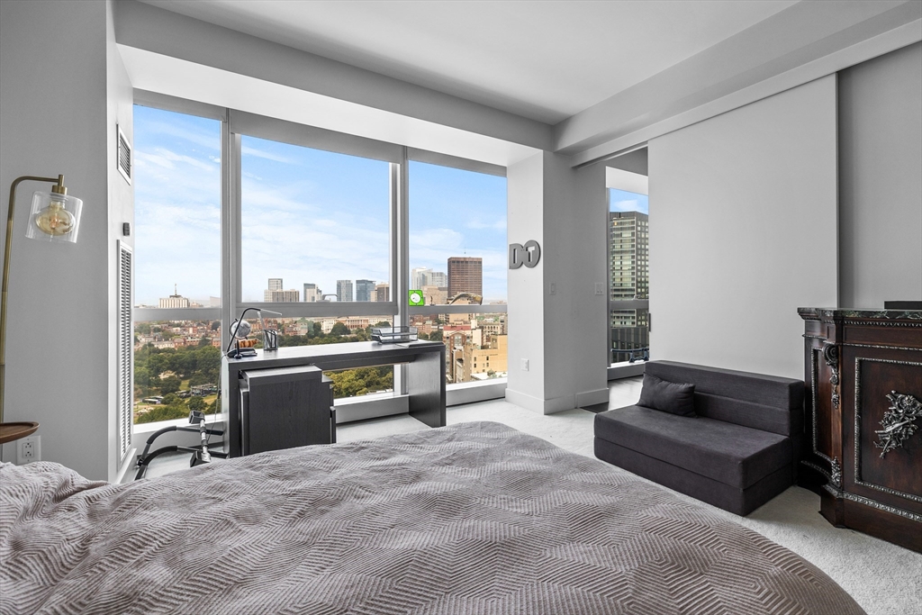 110 Stuart Street # 26F