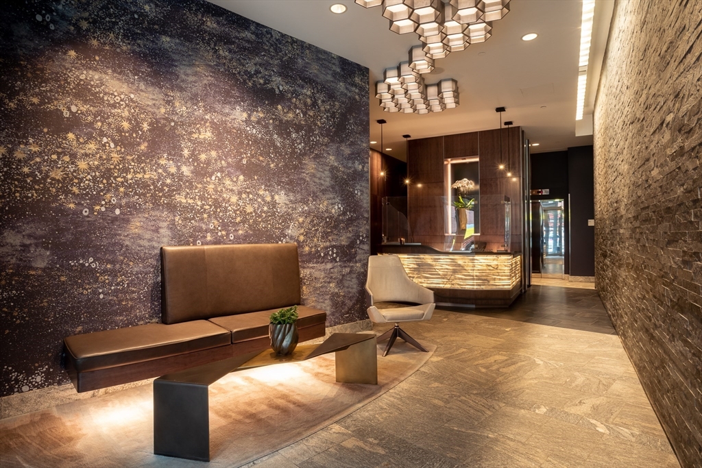 110 Stuart Street # 26F