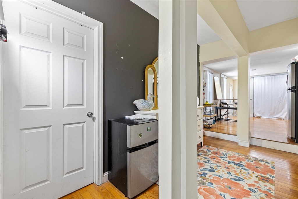 82 Bremen St