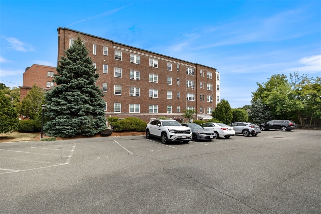 21 Bradlee Rd # 34
