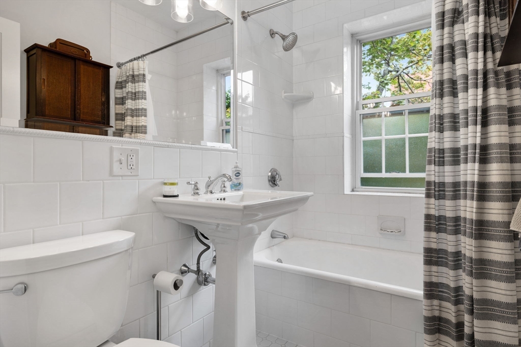 21 Bradlee Rd # 34
