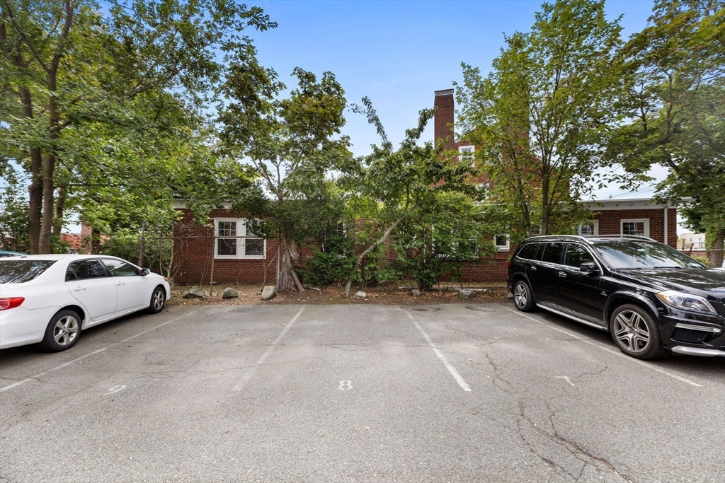 21 Bradlee Rd # 34