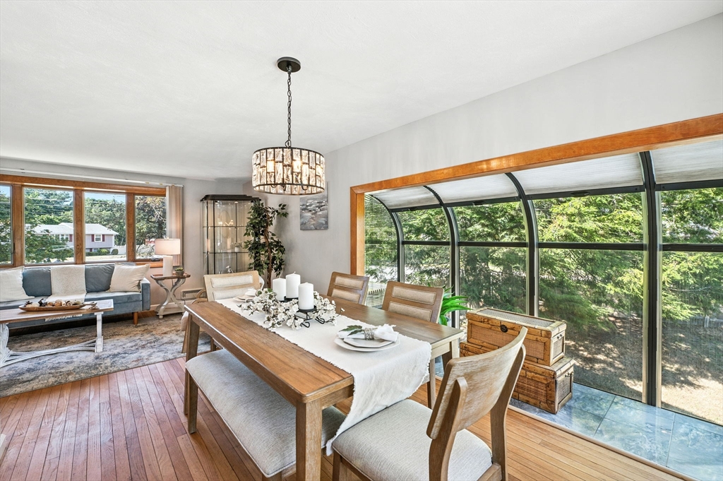 7 Market St