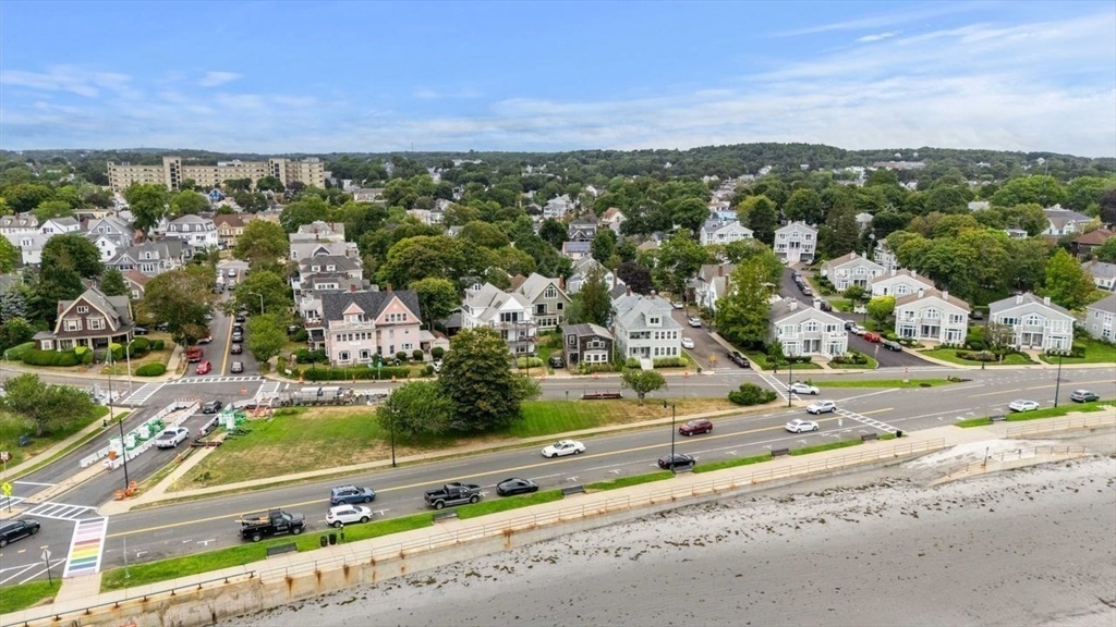 30 Kings Beach Ter