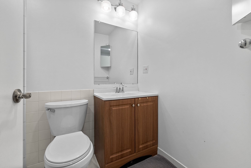269 Cambridge Rd # 203
