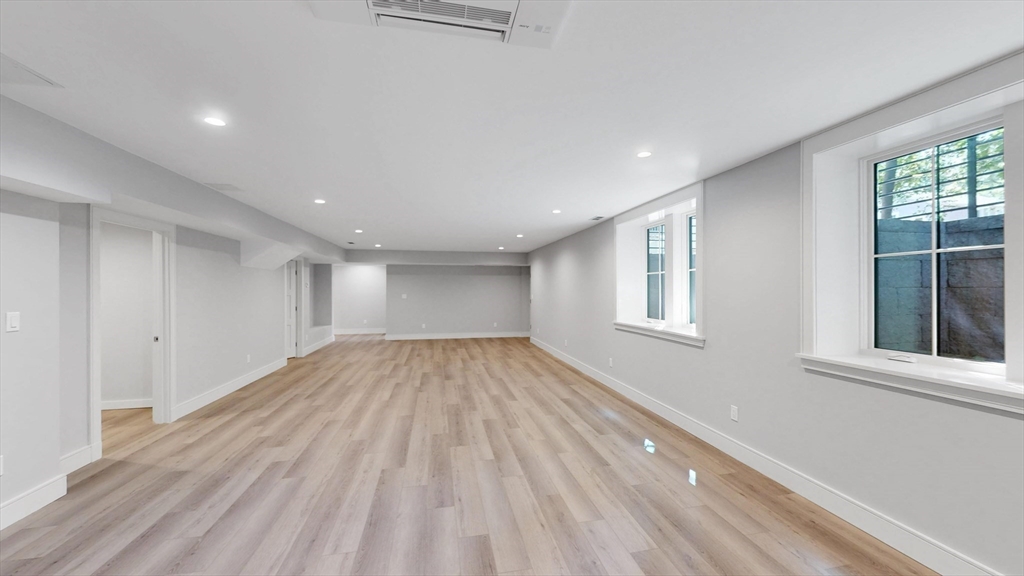 41 Kilburn Rd