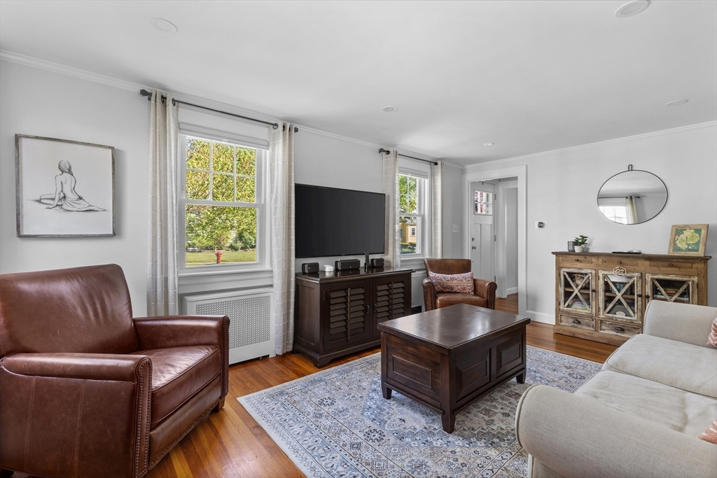 45 Aborn Ave