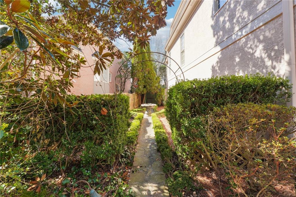 51 Peppertree Court