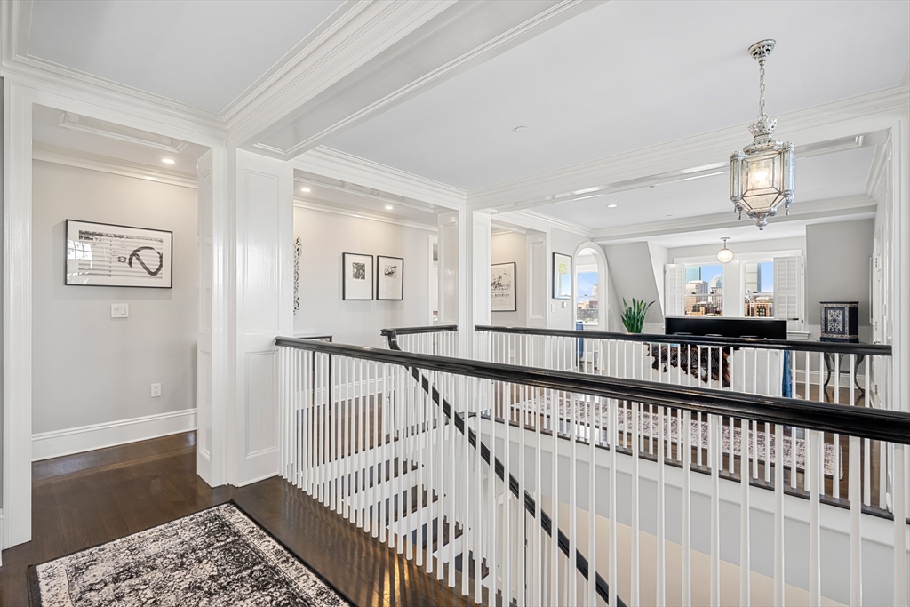 20 Beacon Street Unit: Penthouse