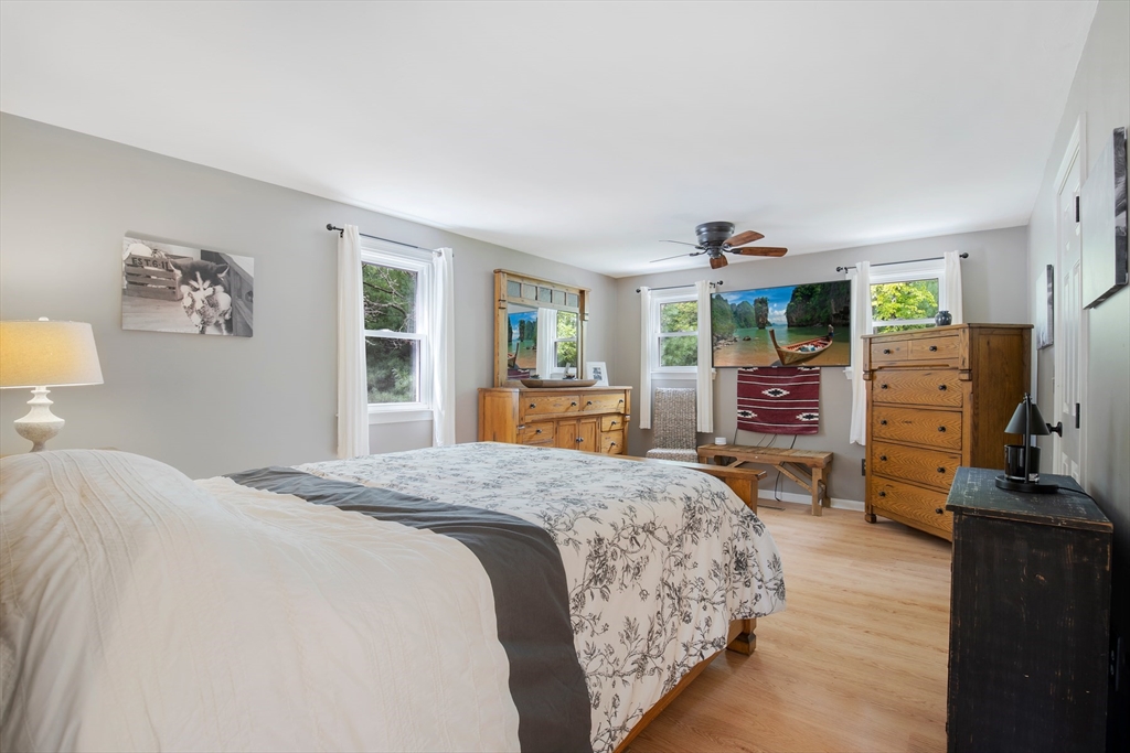 50 Currycomb Cir