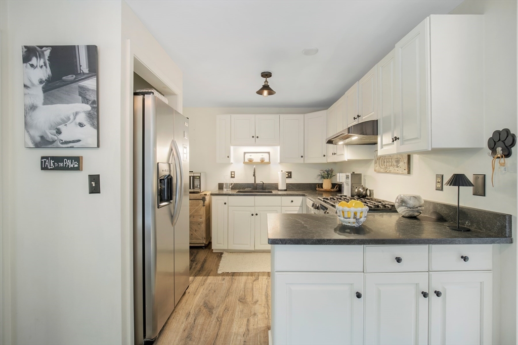 50 Currycomb Cir