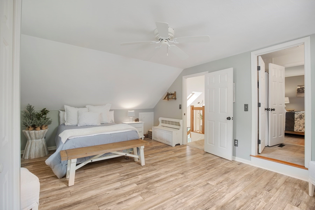 50 Currycomb Cir