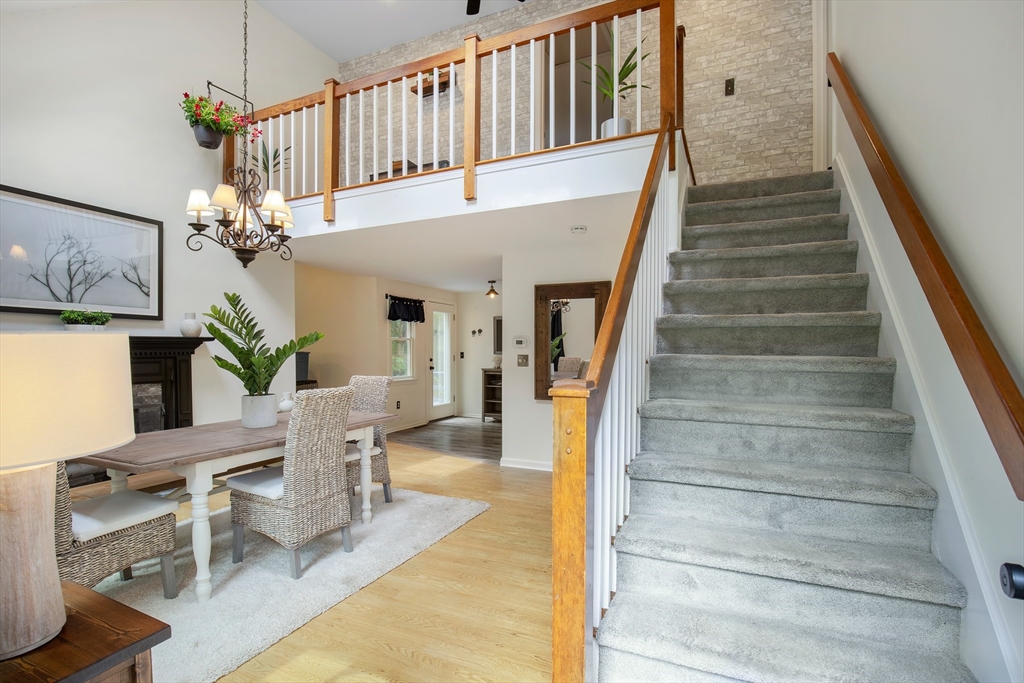 50 Currycomb Cir