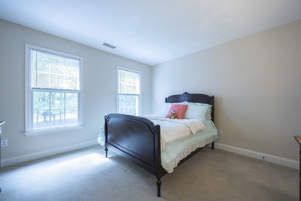 3 Appaloosa Dr