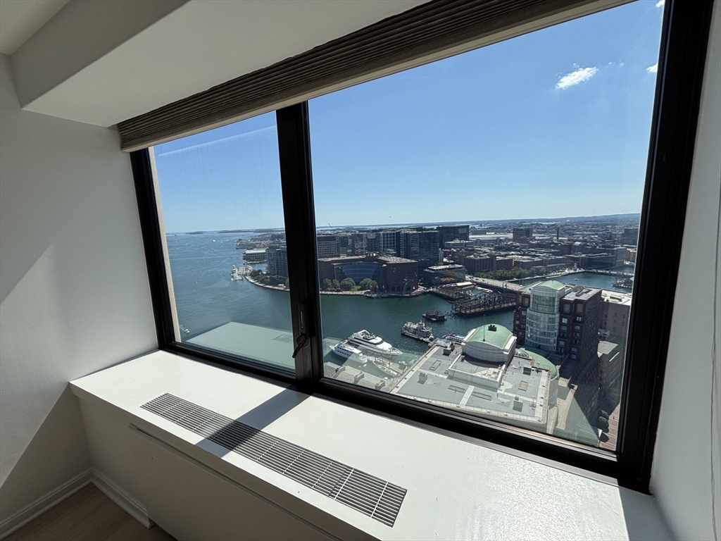 65 East India Row # 35G