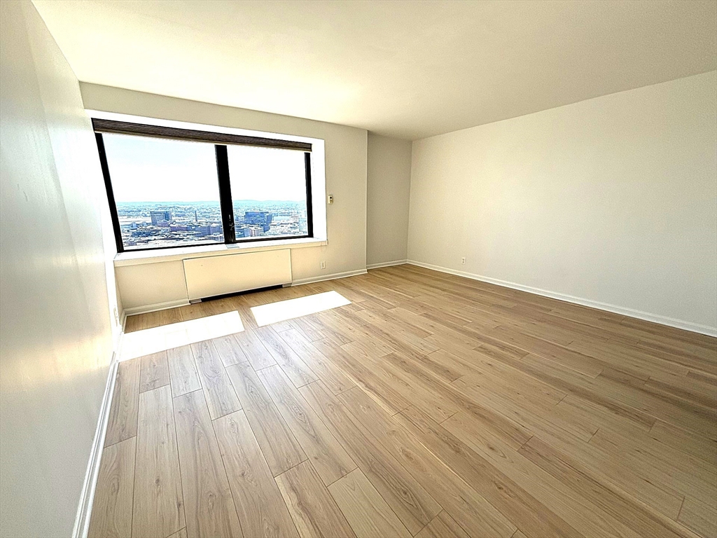 65 East India Row # 35G