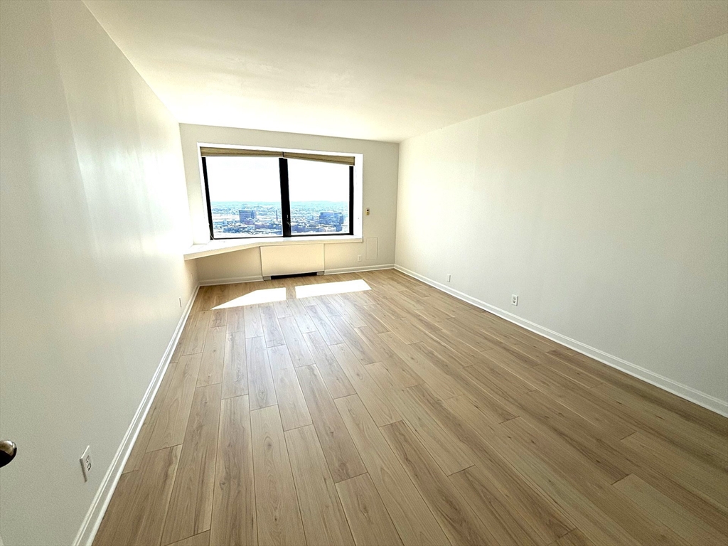 65 East India Row # 35G