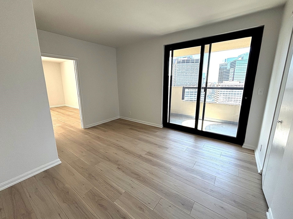 65 East India Row # 35G