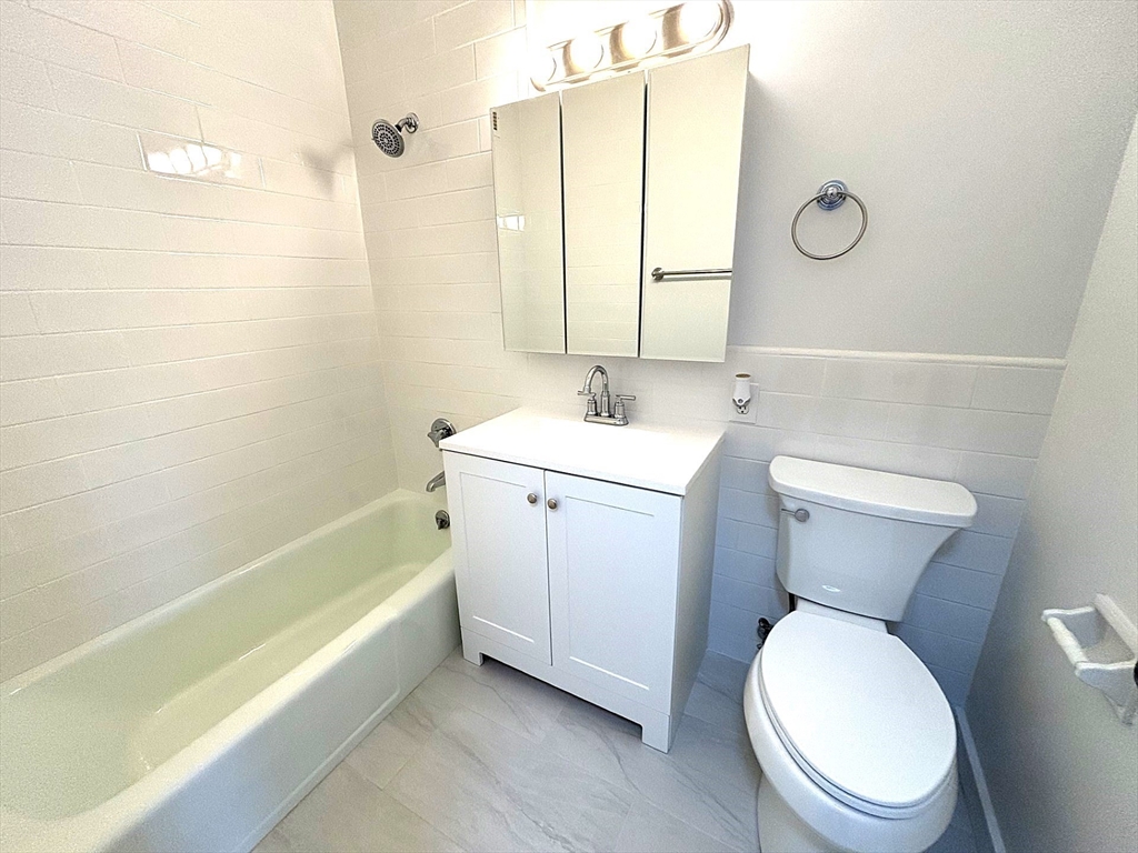 65 East India Row # 35G