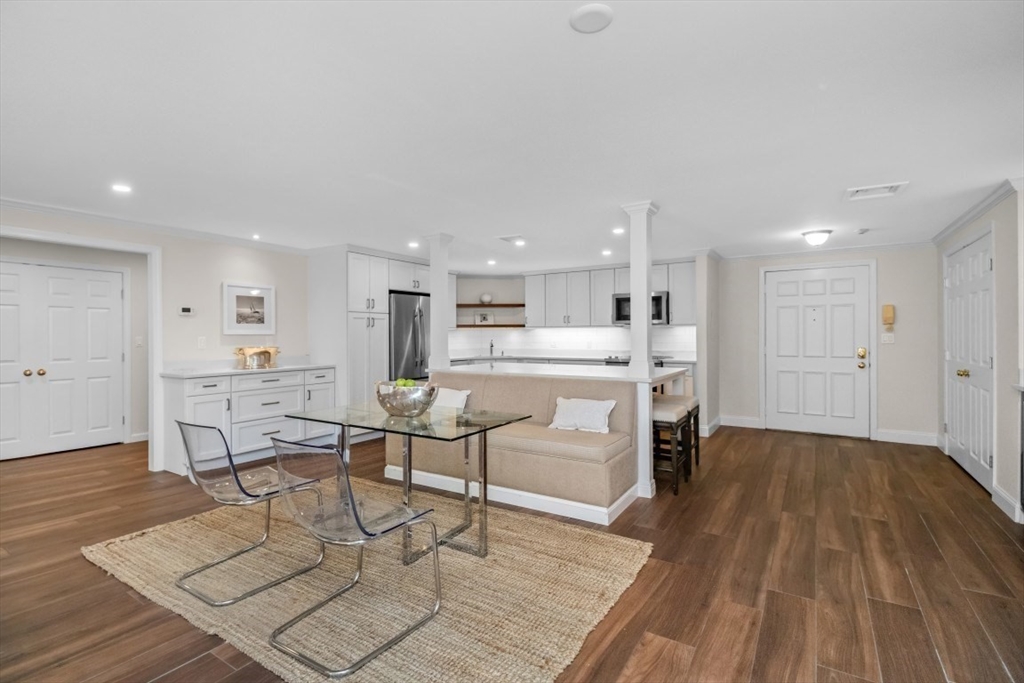 40 Greenleaf St # 102
