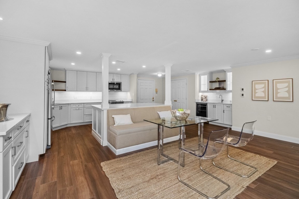 40 Greenleaf St # 102