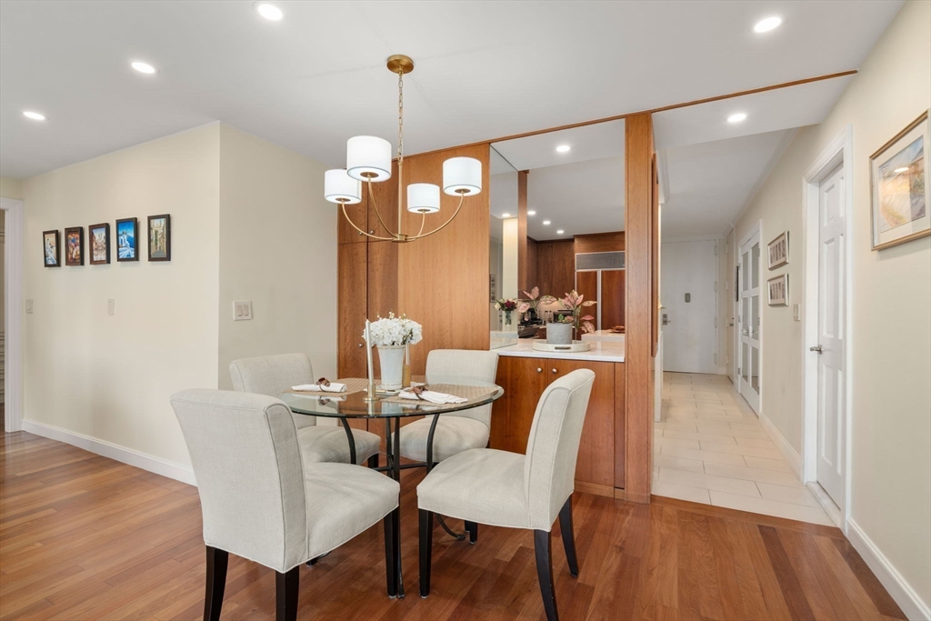 65 E India Row # 18G