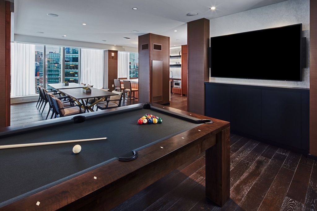 133 Seaport Blvd # 1621