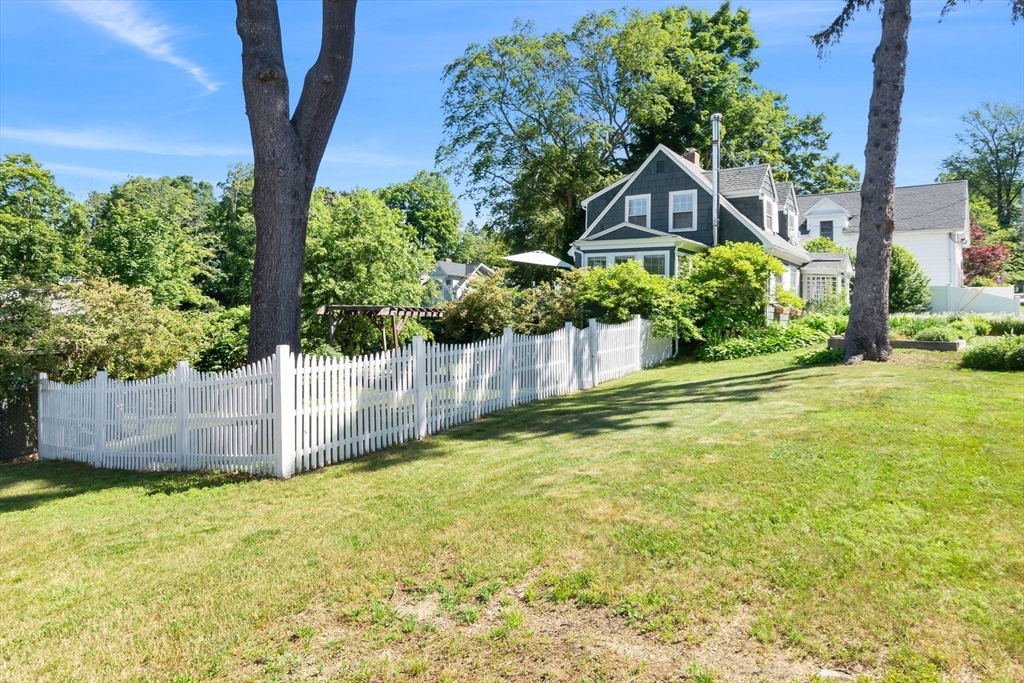 47 Gardner St