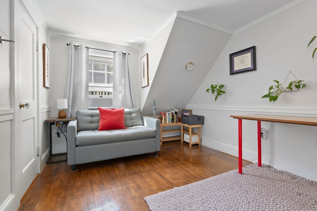 47 Gardner St