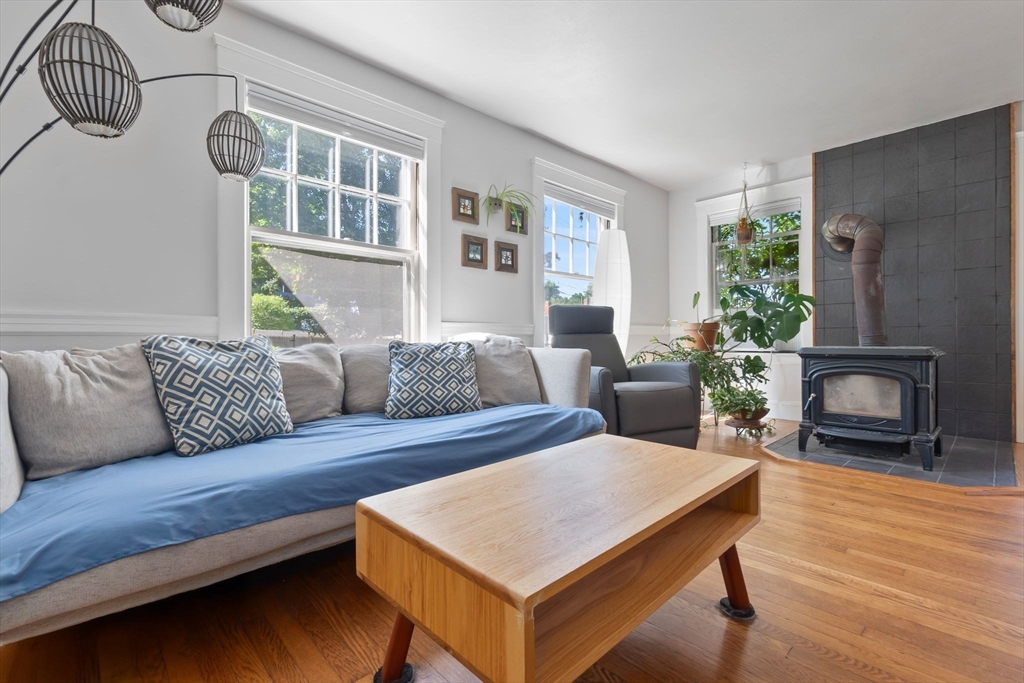 47 Gardner St