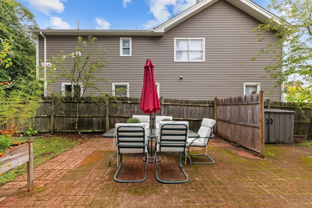 129 Waverley Ave # 129