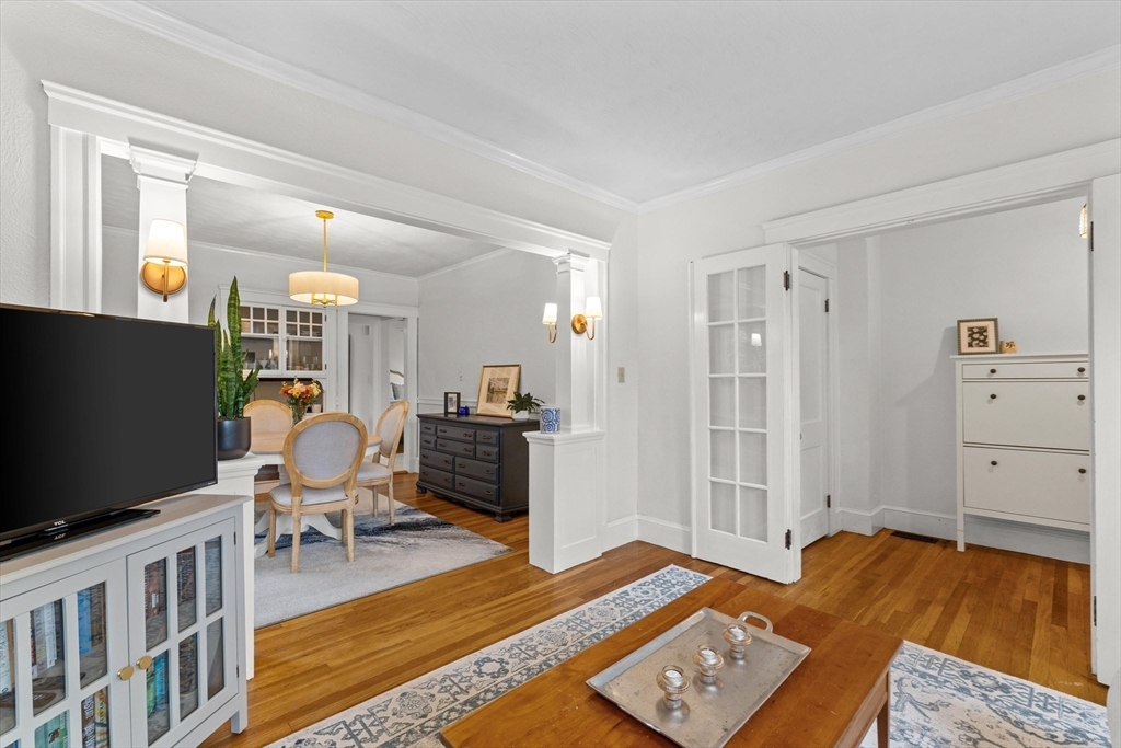 129 Waverley Ave # 129