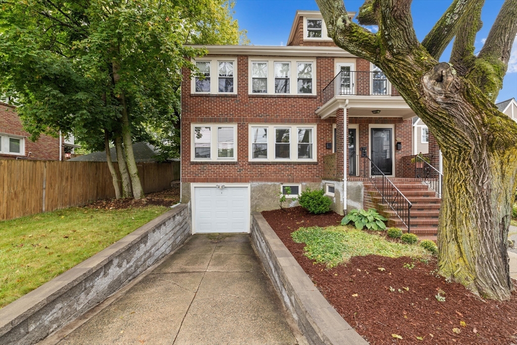 129 Waverley Ave # 129
