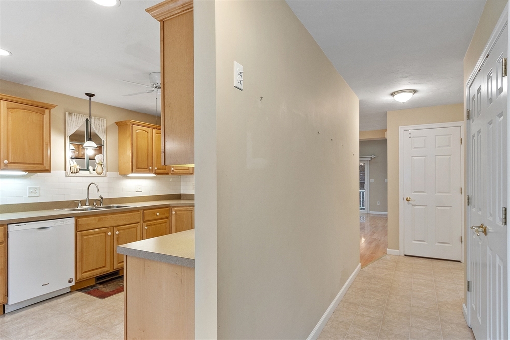 453 Blue Heron Dr # 453