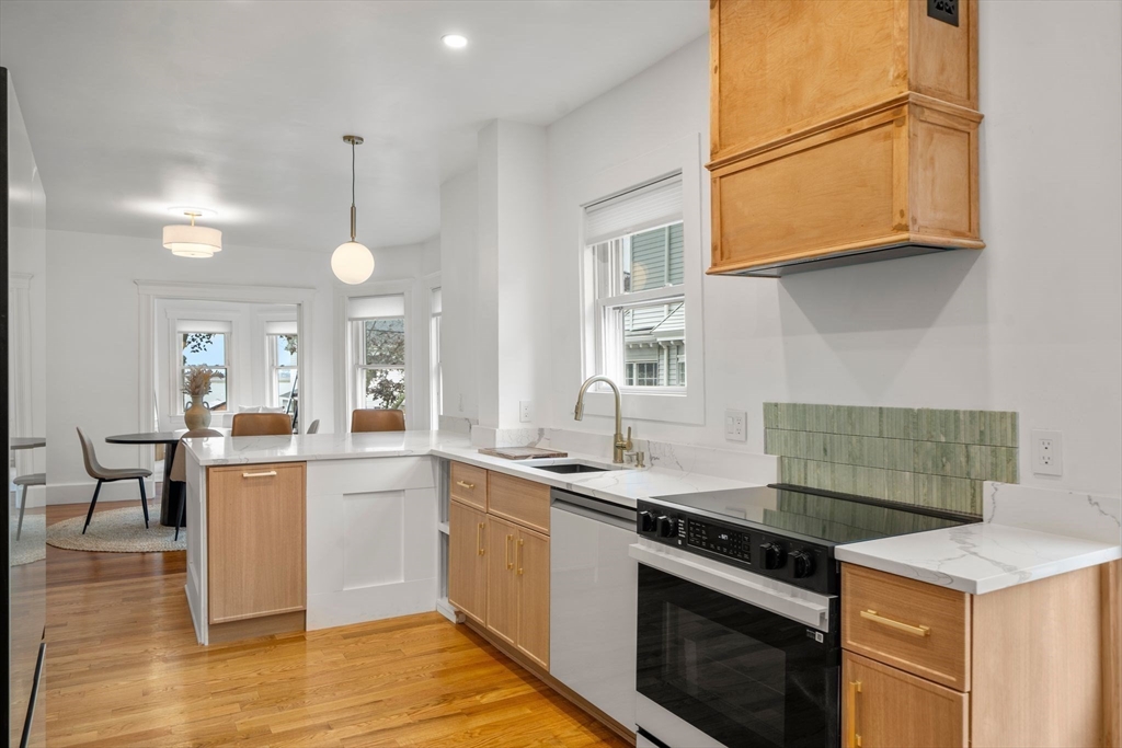 55 Johnson Ave # 1