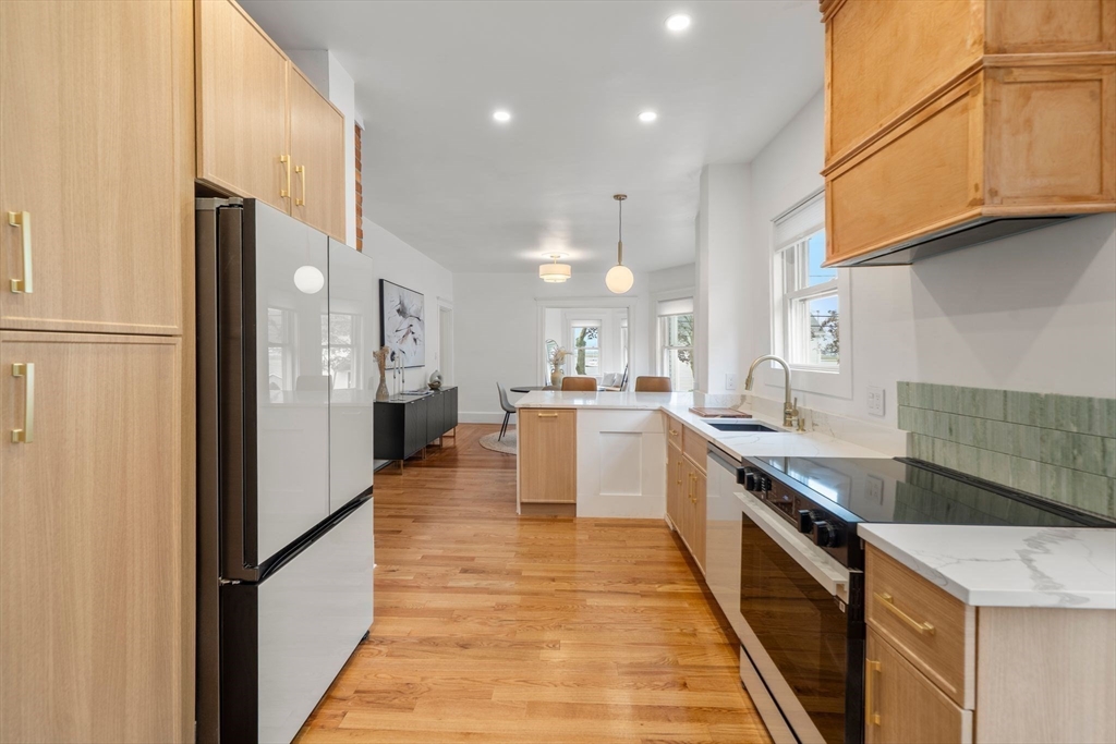 55 Johnson Ave # 1