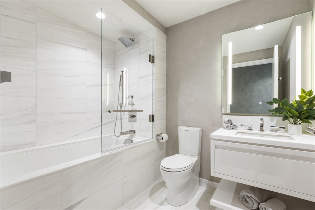 150 Seaport Blvd # 6D