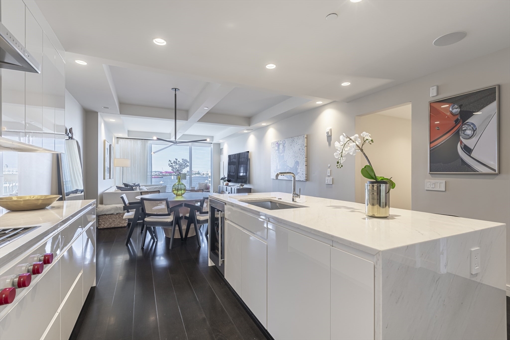 150 Seaport Blvd # 6D