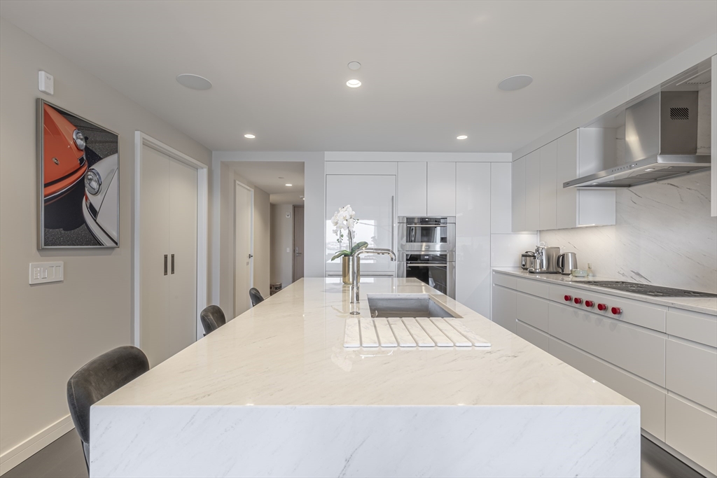 150 Seaport Blvd # 6D