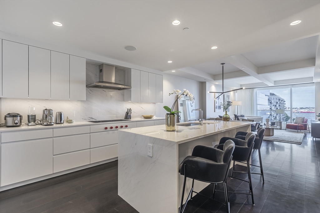 150 Seaport Blvd # 6D