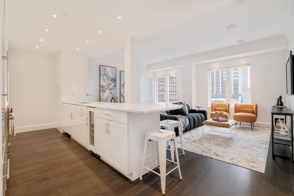 778 Boylston St # 7E