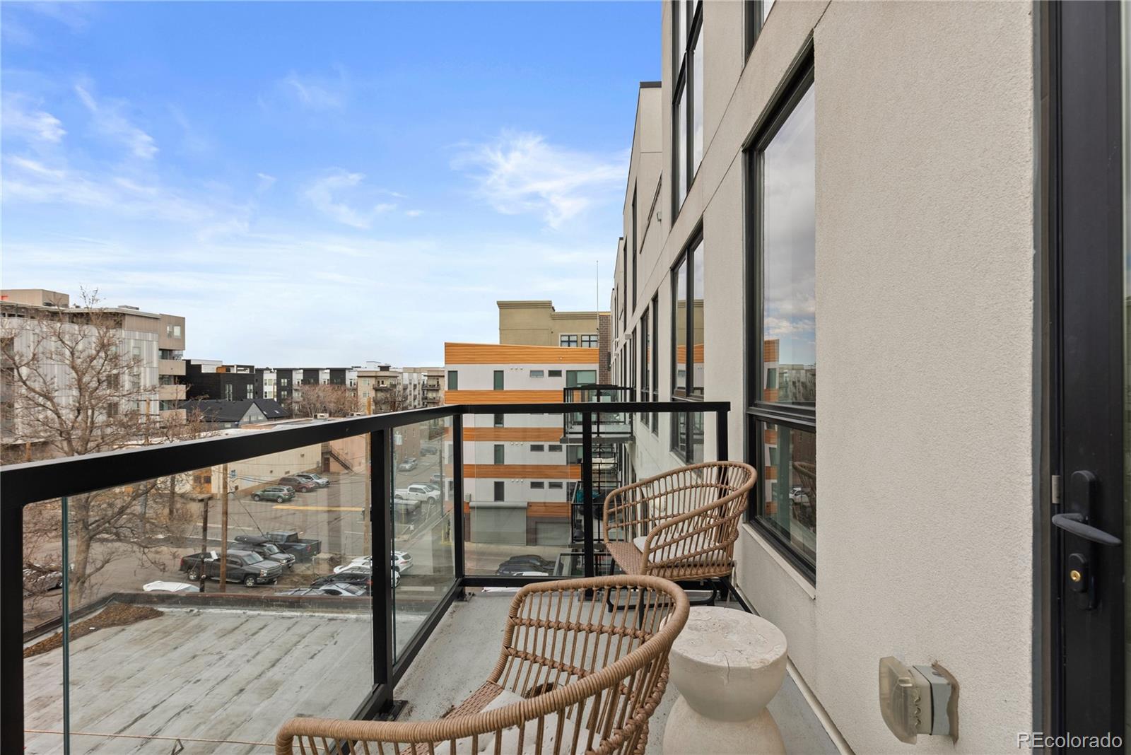 1735 Central Street Unit: 505