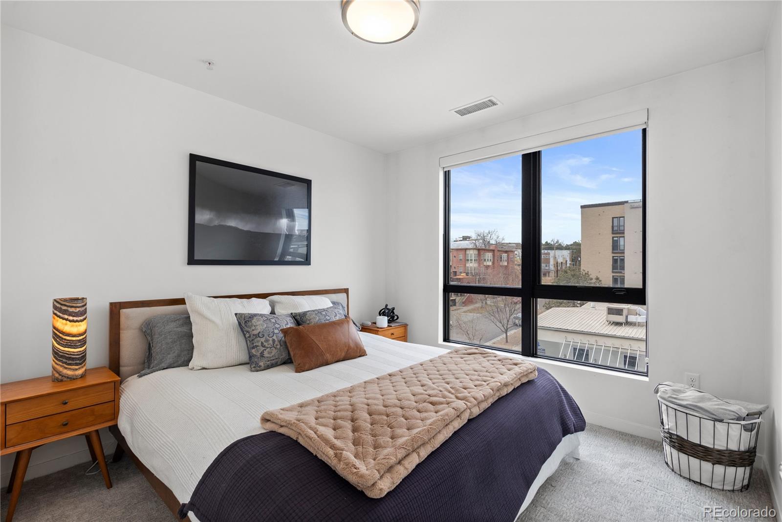 1735 Central Street Unit: 505