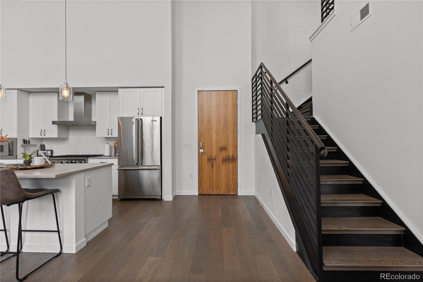1735 Central Street Unit: 505